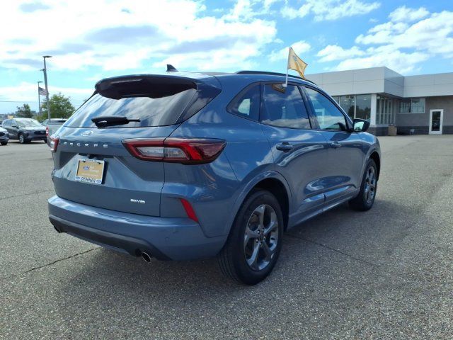 Certified 2024 Ford Escape ST-Line w/ Tech Pack #1 AWD/4WD image 7