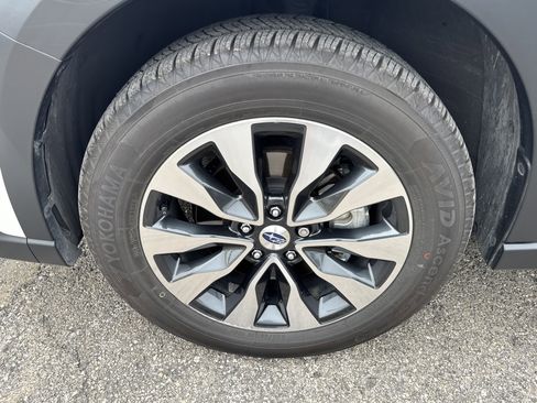 Certified 2024 Subaru Outback Touring XT AWD/4WD image 9