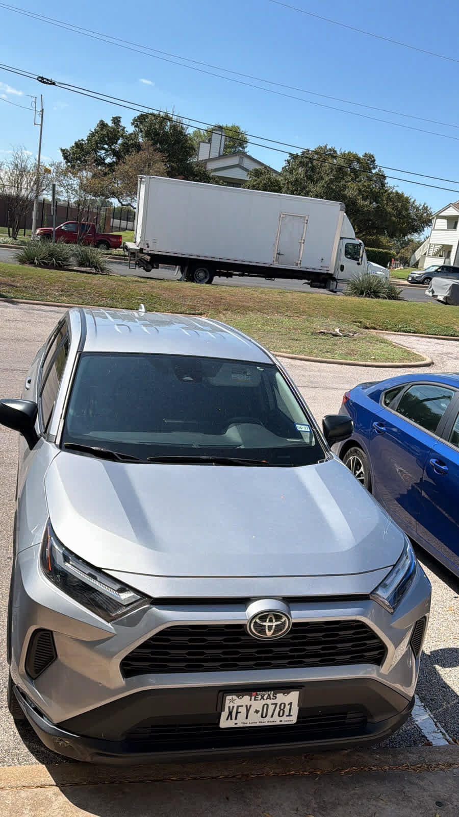 Used 2025 Toyota RAV4 LE FWD image 12
