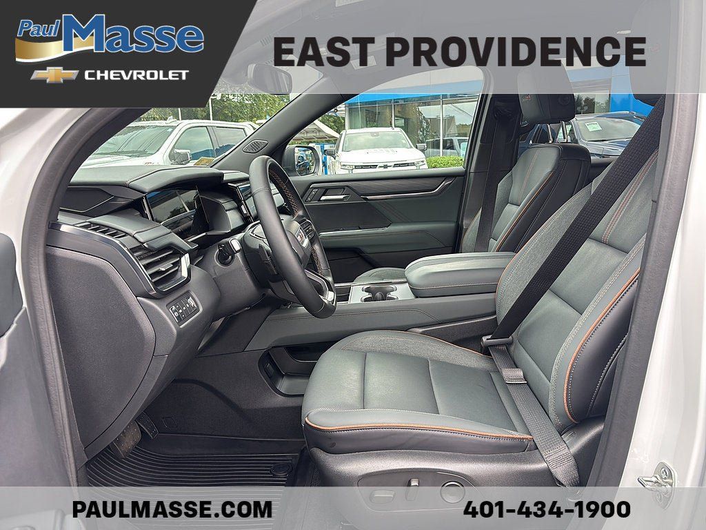 Used 2025 GMC Acadia AT4 w/ Luxury Package AWD/4WD image 18