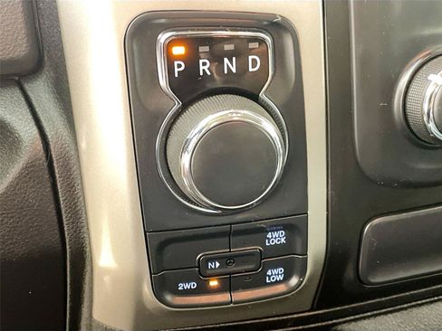 Used 2019 RAM 1500 Classic SLT AWD/4WD image 15