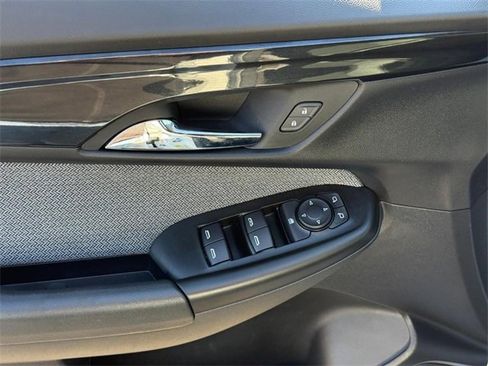 Used 2024 Chevrolet TrailBlazer LT w/ Driver Confidence Package image 16