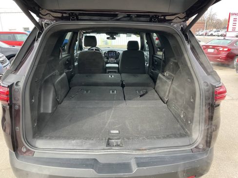 Used 2022 Chevrolet Traverse LT AWD/4WD image 36