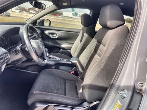 Certified 2025 Honda HR-V Sport image 11