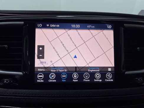 Used 2020 Chrysler Pacifica Limited FWD image 23
