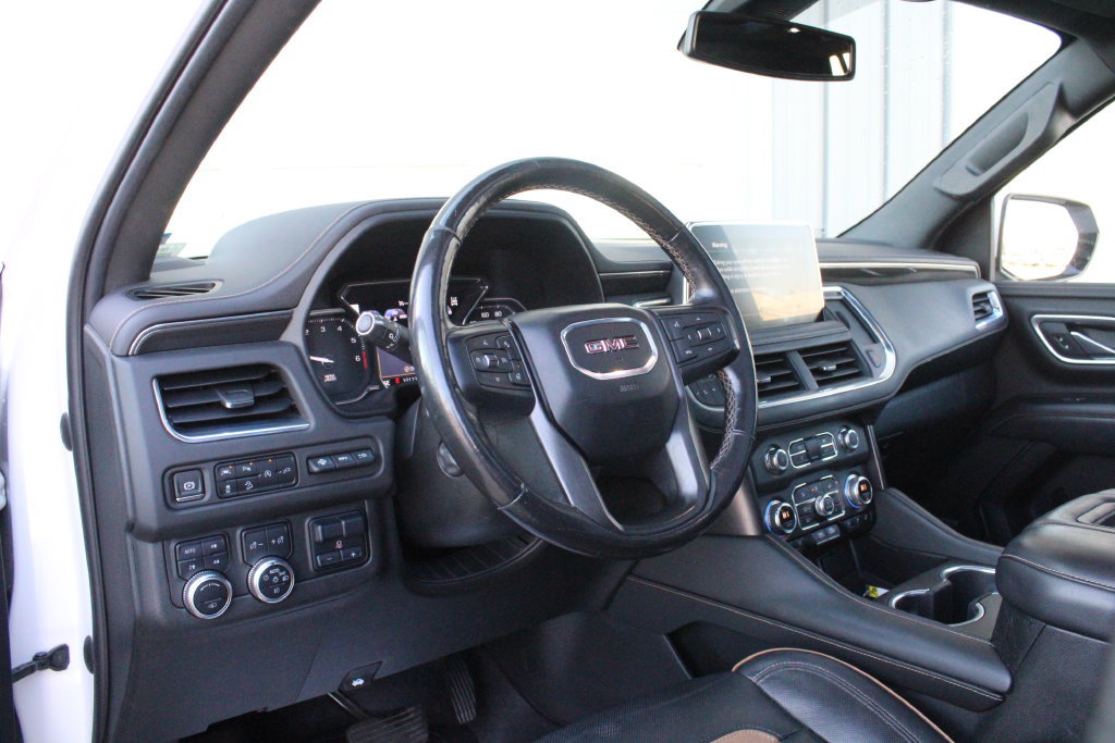 Used 2021 GMC Yukon AT4 w/ AT4 Premium Plus Package AWD/4WD image 2