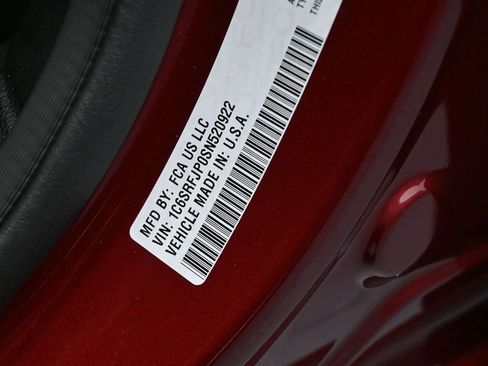 Used 2025 RAM 1500 Laramie AWD/4WD image 44