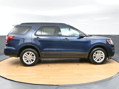 Used 2017 Ford Explorer 4WD image 8