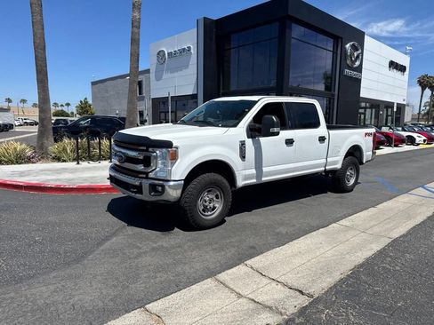 Used 2022 Ford F350 XLT w/ XLT Value Package AWD/4WD image 7