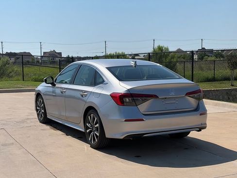 Used 2022 Honda Civic EX image 7