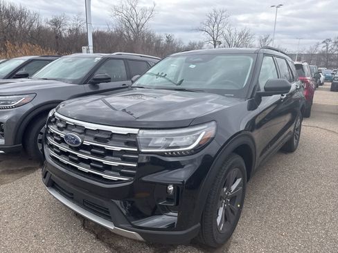 New 2026 Ford Explorer Active w/ Active Comfort Package image 1