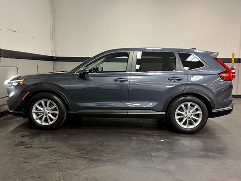 Used 2025 Honda CR-V EX-L image 9