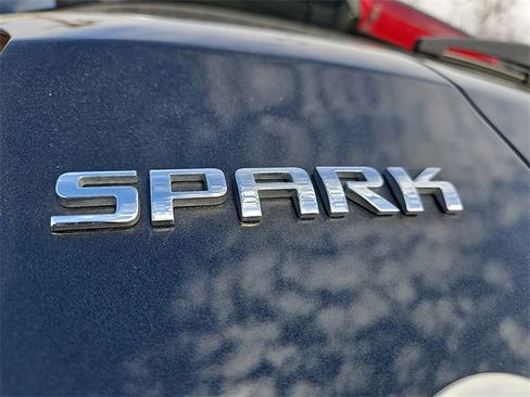 Used 2021 Chevrolet Spark LT image 10