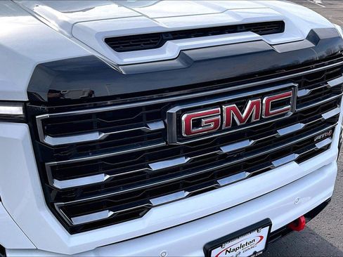 Used 2025 GMC Sierra 3500 AT4 w/ AT4 Premium Plus Package image 30