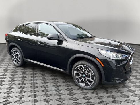 New 2026 BMW X2 xDrive28i w/ Technology Package image 1