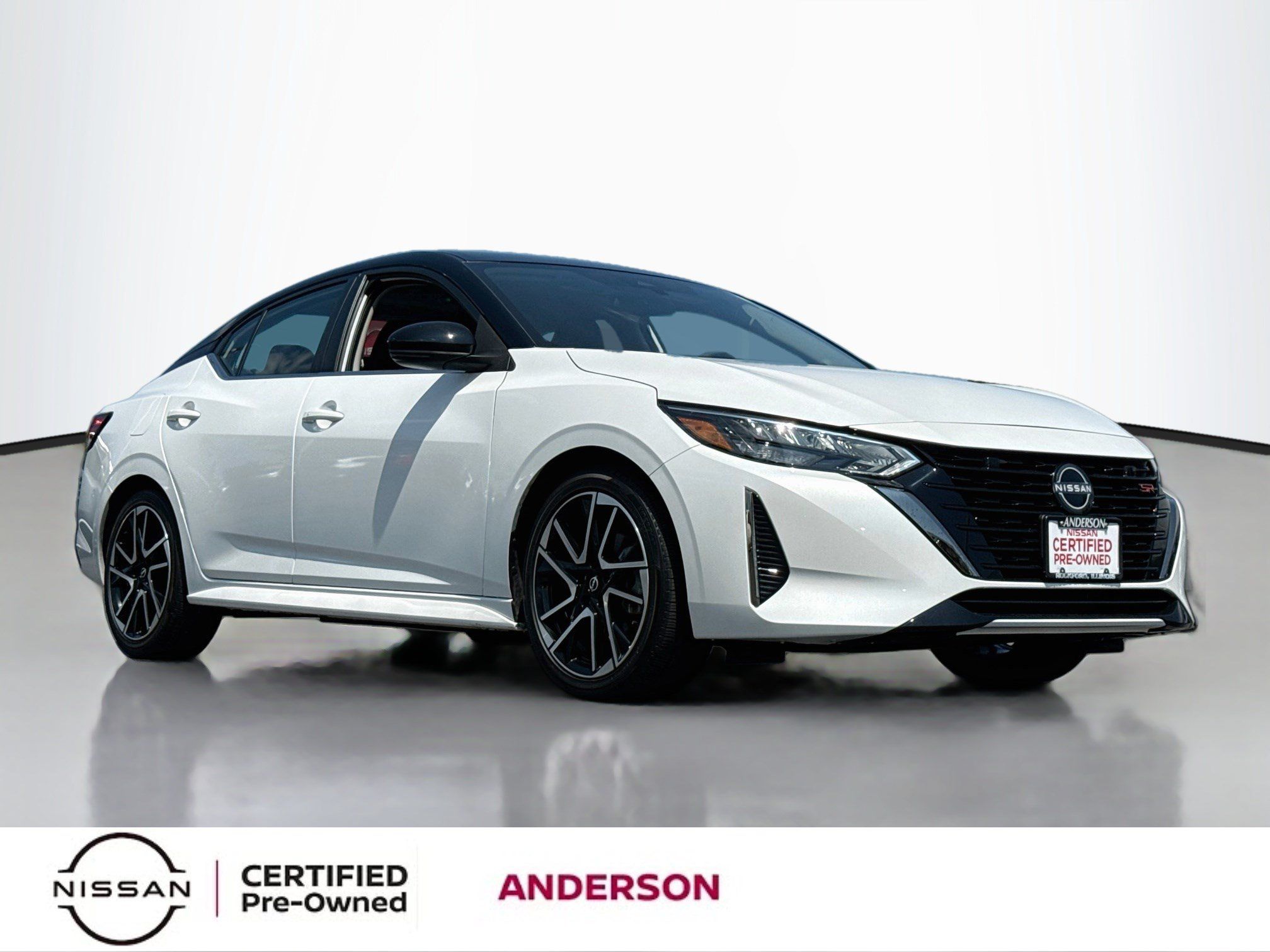 Certified 2025 Nissan Sentra SR FWD image 1