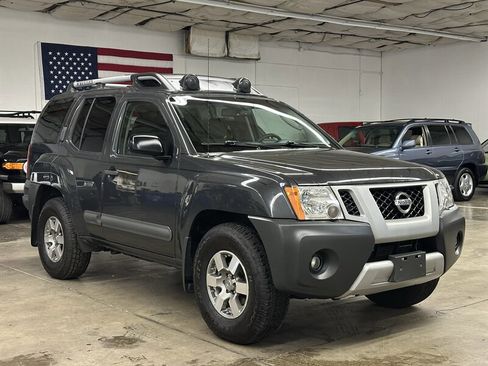 Used 2012 Nissan Xterra PRO-4X image 1