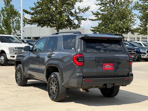 Used 2026 Toyota 4Runner SR5 AWD/4WD image 7