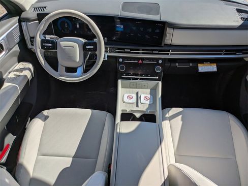 New 2026 Hyundai Santa Fe SE image 13