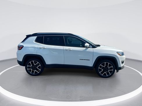 Used 2020 Jeep Compass Limited w/ Advanced Safety Group AWD/4WD image 10
