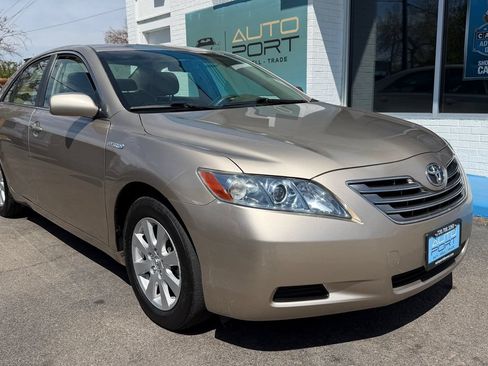 Used 2007 Toyota Camry Hybrid FWD image 1