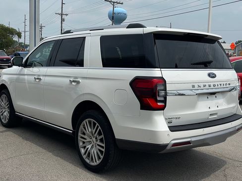 Used 2024 Ford Expedition Limited AWD/4WD image 5