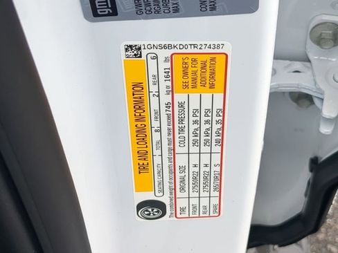 New 2026 Chevrolet Suburban LS image 48