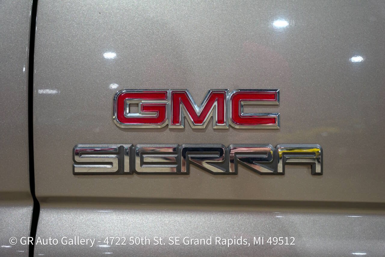 Used 2001 GMC Sierra 1500 4x4 Extended Cab w/ SLT Marketing Option Pkg image 22