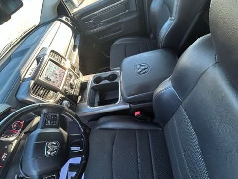 Used 2018 RAM 1500 Sport image 7