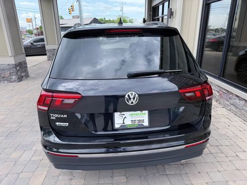 Used 2020 Volkswagen Tiguan SE w/ Panoramic Sunroof Package image 53