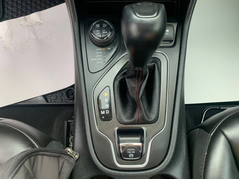 Certified 2022 Jeep Cherokee Trailhawk image 34