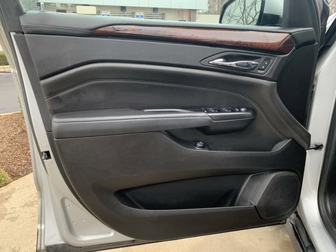 Used 2016 Cadillac SRX Luxury w/ Driver Awareness Package image 14