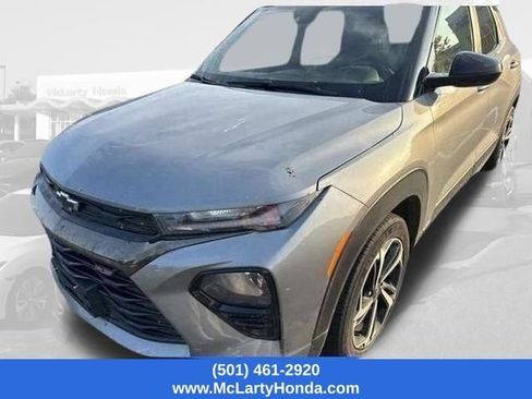 Used 2023 Chevrolet TrailBlazer RS FWD image 2