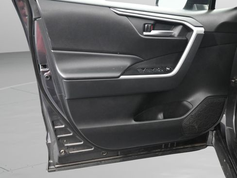 Certified 2024 Toyota RAV4 XLE image 31