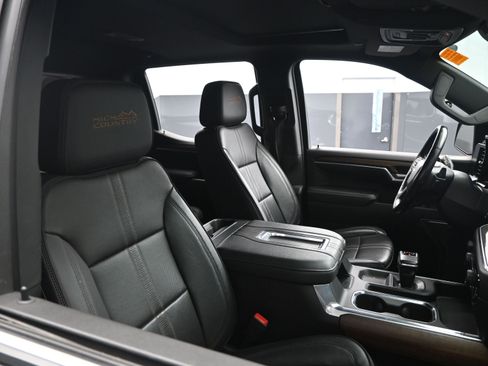 Used 2022 Chevrolet Silverado 1500 High Country w/ High Country Premium Package image 22