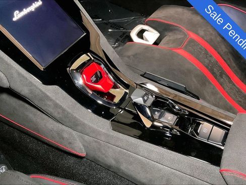 Used 2024 Lamborghini Huracan Tecnica RWD image 12