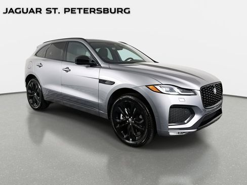 Used 2026 Jaguar F-PACE R-Dynamic S image 3