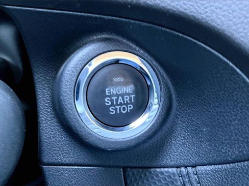 Used 2023 Subaru Forester Premium image 29