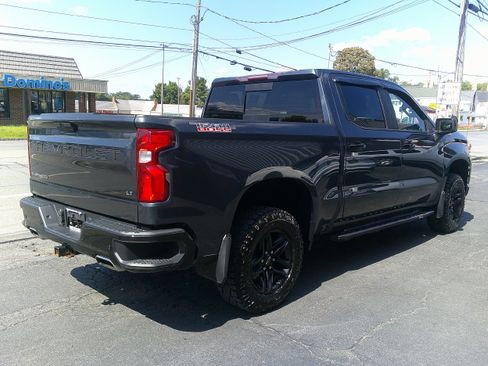 Used 2021 Chevrolet Silverado 1500 LT Trail Boss w/ LT Trail Boss Premium Package AWD/4WD image 5
