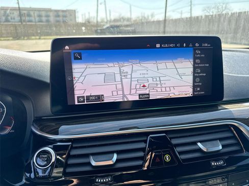 Used 2021 BMW 530i w/ M Sport Package image 19