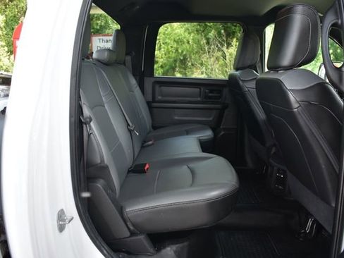 Used 2022 RAM 2500 Tradesman w/ Chrome Appearance Group AWD/4WD image 16