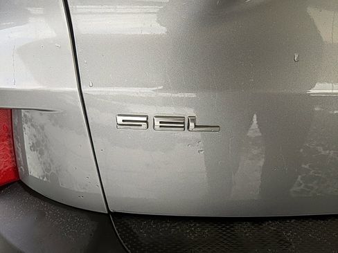 Used 2022 Ford Escape SEL image 7