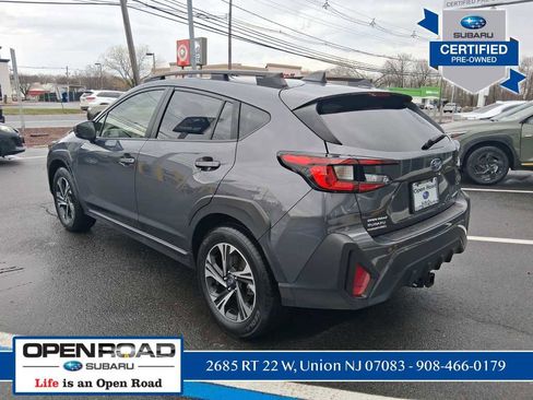 Used 2024 Subaru Crosstrek 2.0i Premium image 5