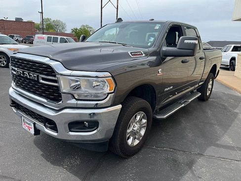 Used 2024 RAM 2500 Big Horn AWD/4WD image 4