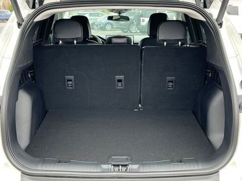 New 2026 Ford Escape SE w/ Class II Trailer Tow Package image 32