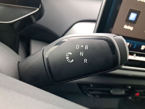 New 2025 Volkswagen ID.4 Pro S image 21