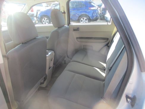 Used 2012 Ford Escape XLS image 10