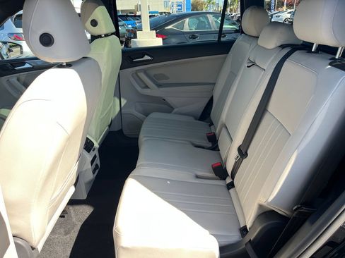 Used 2023 Volkswagen Tiguan SE R-Line FWD image 24