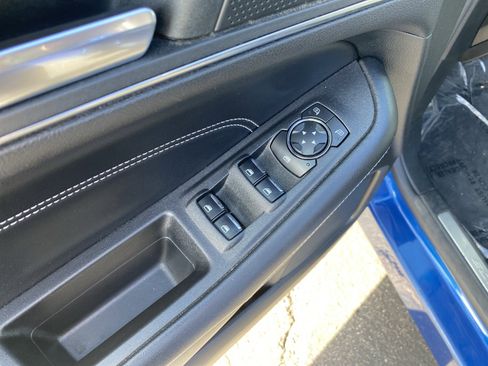 Used 2022 Ford Edge Titanium image 8