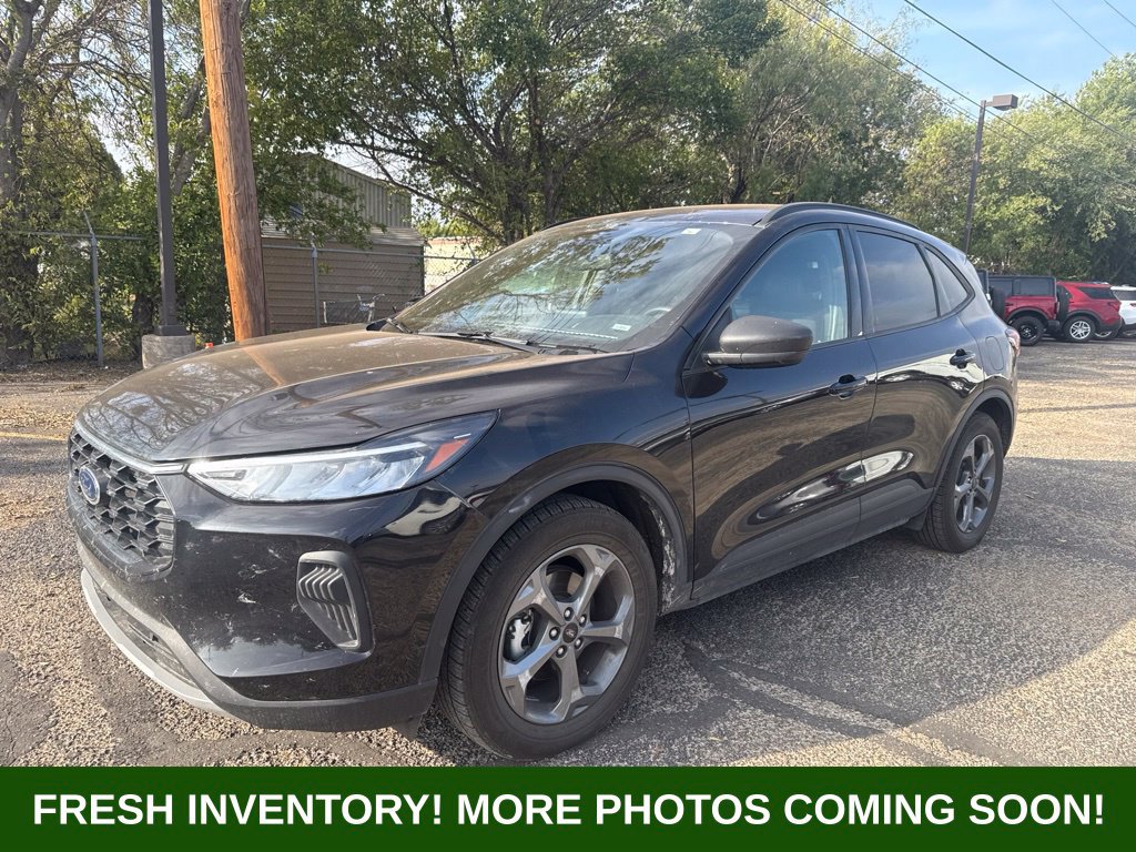 Used 2025 Ford Escape ST-Line FWD image 5